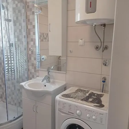Apartment Vida 1Floor In The Old Part Of Baska Exterior photo