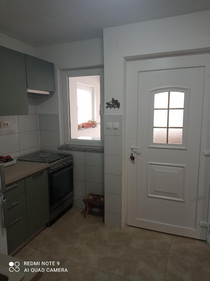 Apartment Vida 1floor In The Old Part Of Baska (Krk)