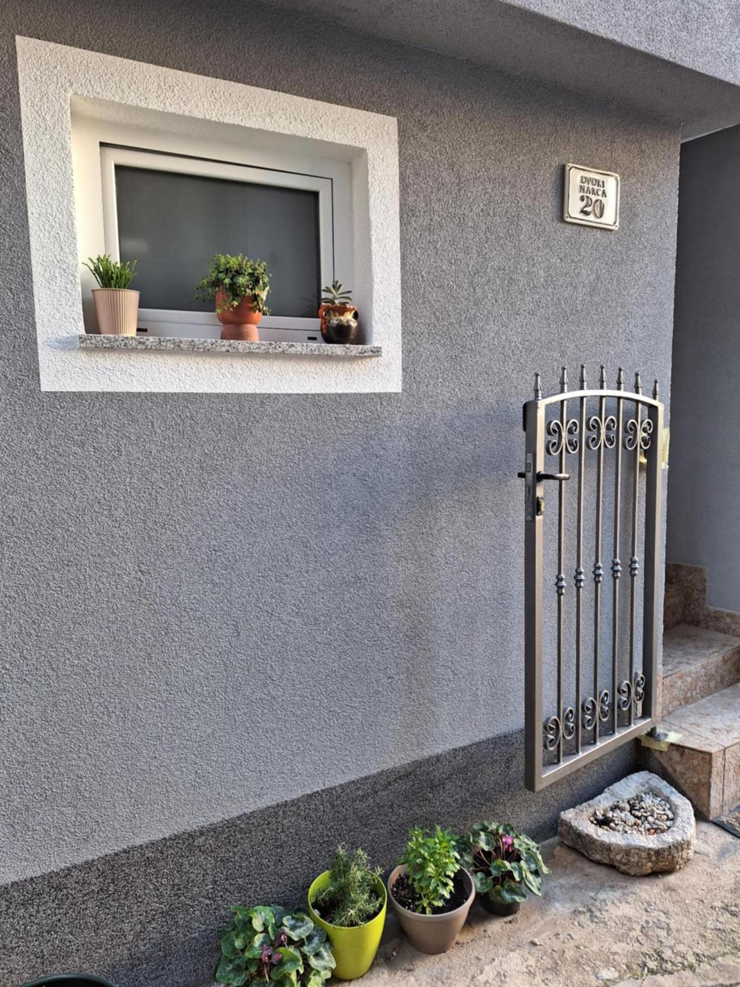 Vida 1floor In The Old Part Of * Baska (Krk)